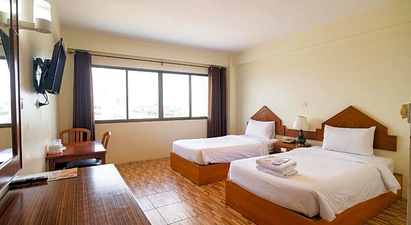 River Hotel The Budget