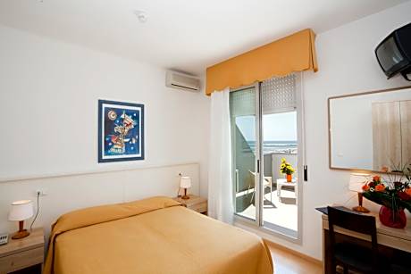 Double Room with Terrace