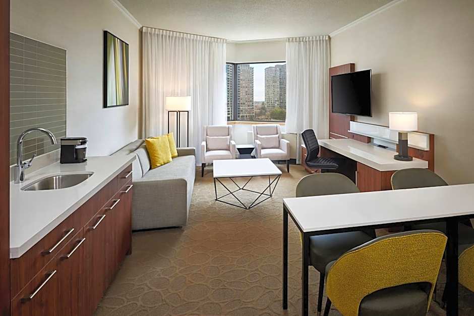 Delta Hotels by Marriott Toronto Mississauga