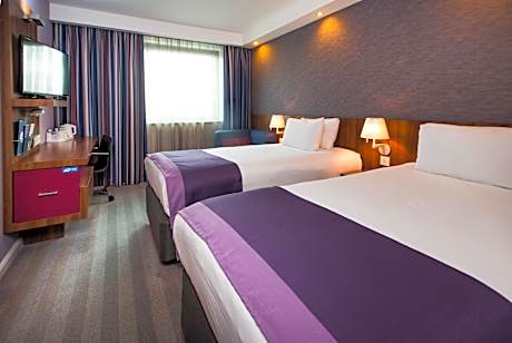 Standard Twin Room with Free Hot Breakfast