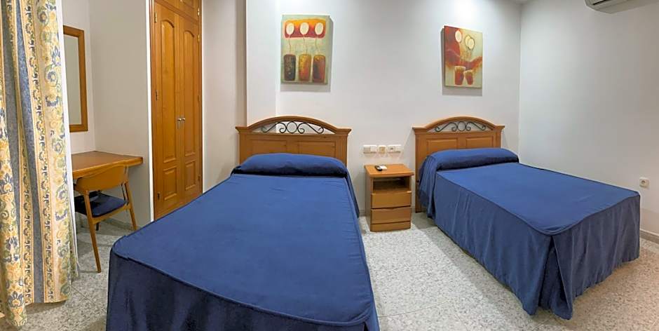 Bayo Lirola Hotel Balisa