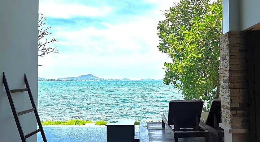 The Sarann Hotel