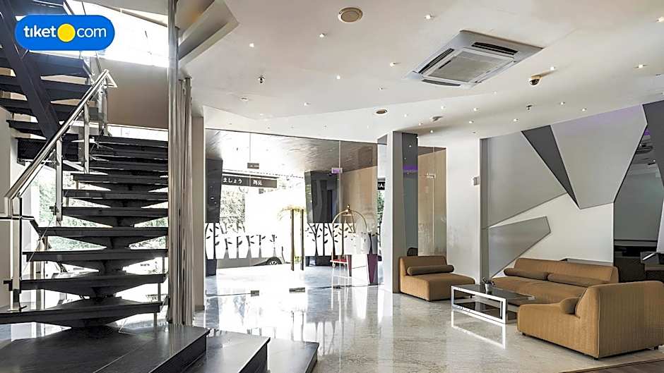 Oak Tree Urban Hotel