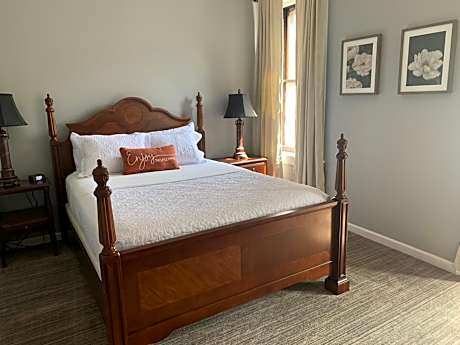 Suite with City View