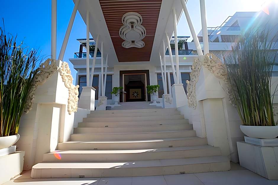 Luminor Hotel Banyuwangi by WH