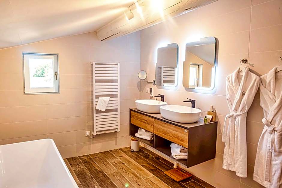 Domaine Ribiera, Hotel 5 Etoiles, SPA & Golf - Forcalquier