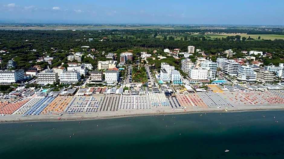 Golf & Beach Hotel