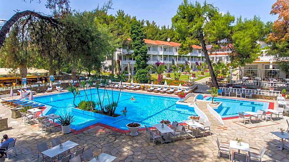 Porfi Beach Hotel