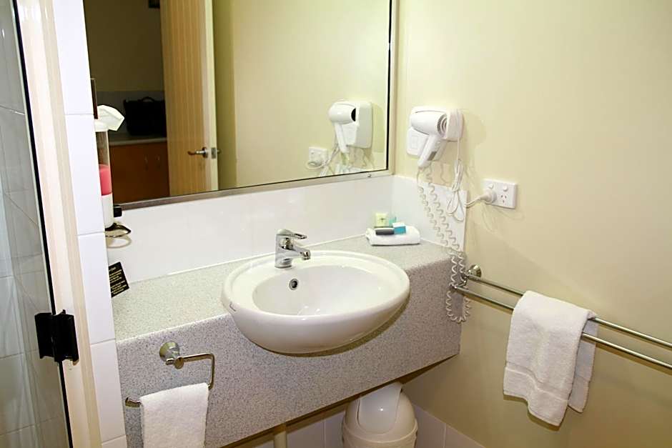 Country Roads Motor Inn Gayndah