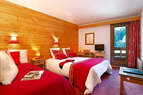 Triple Room with Balcony