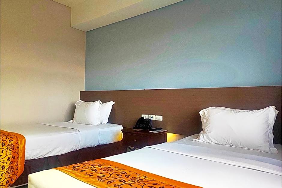 Panorama Summit Hotel