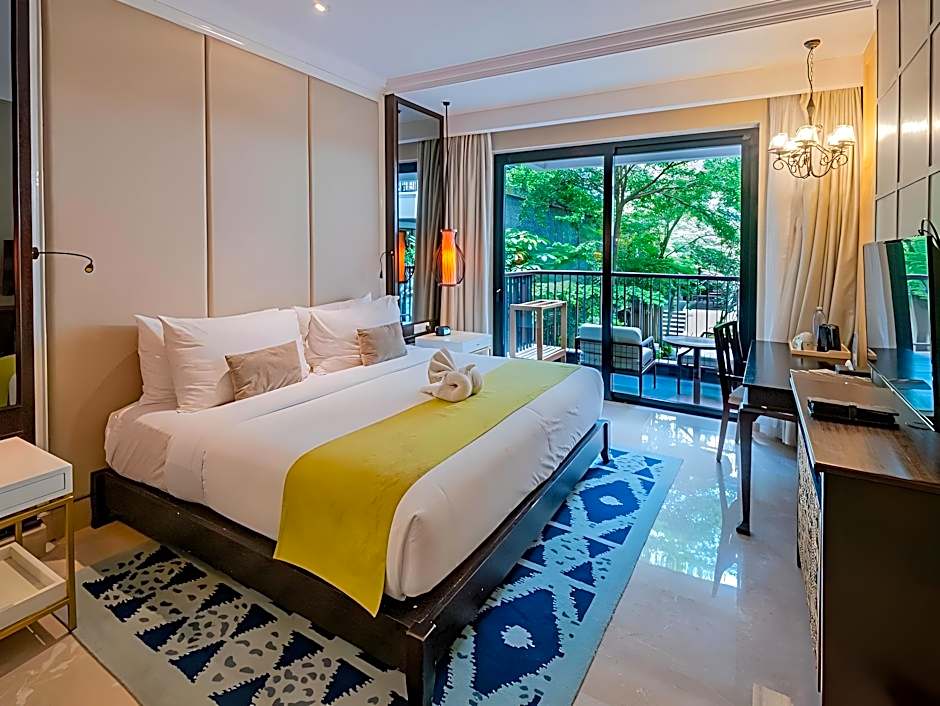 Jambuluwuk Oceano Seminyak Hotel