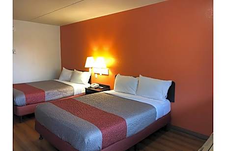 2 Queen Beds | Non-Smoking