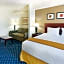 Holiday Inn Express Hotel & Suites Cookeville