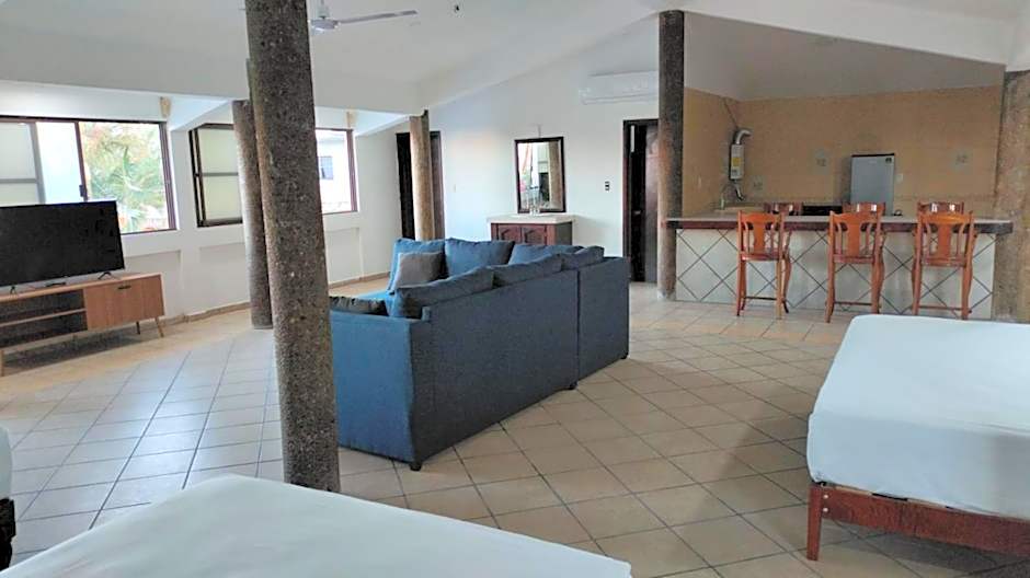 Don Luis Hostal - Sucursal Galeana - Tecolutla