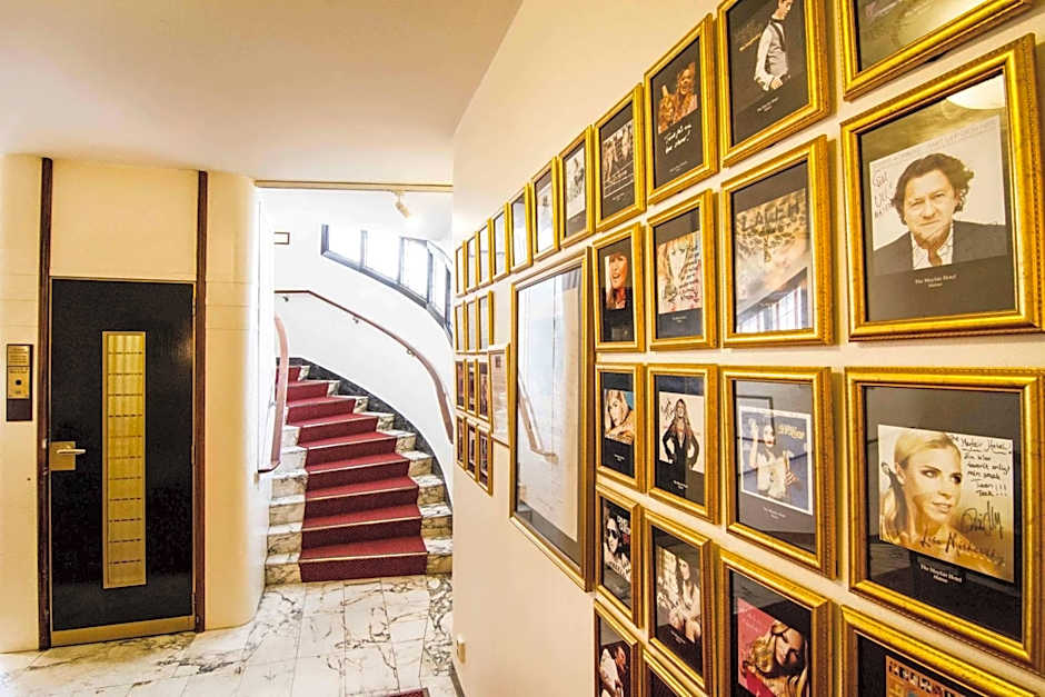 Mayfair Hotel Tunneln