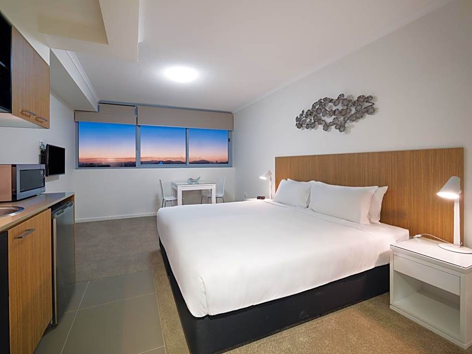 Oaks Mackay Rivermarque Hotel