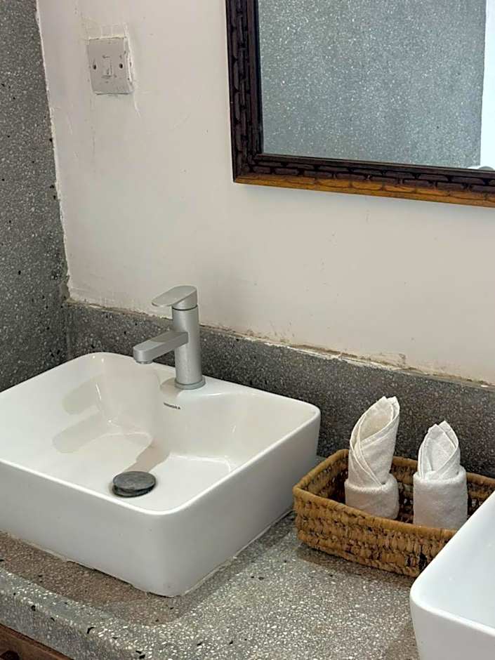 Malcom Ocean View Retreat