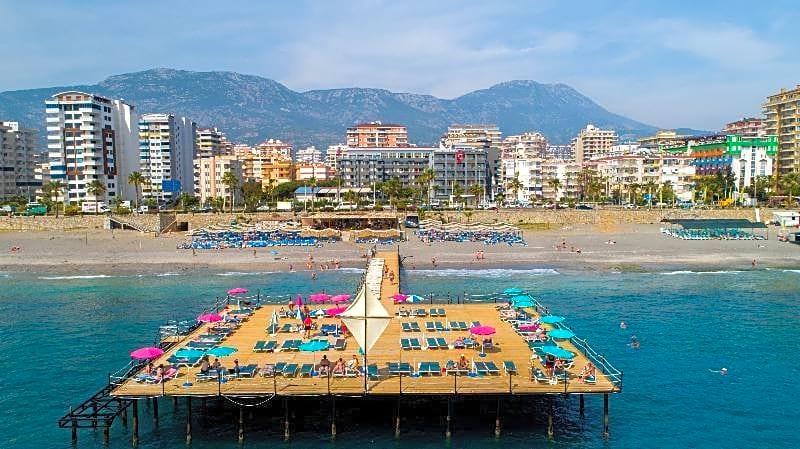 Senza Grand Santana Hotel