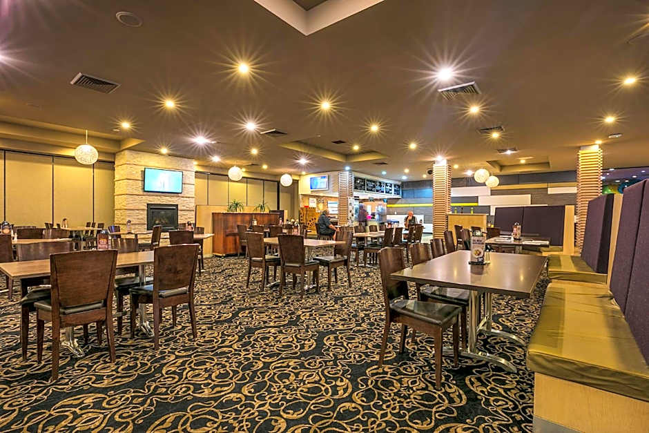 Nightcap at Waltzing Matilda Hotel