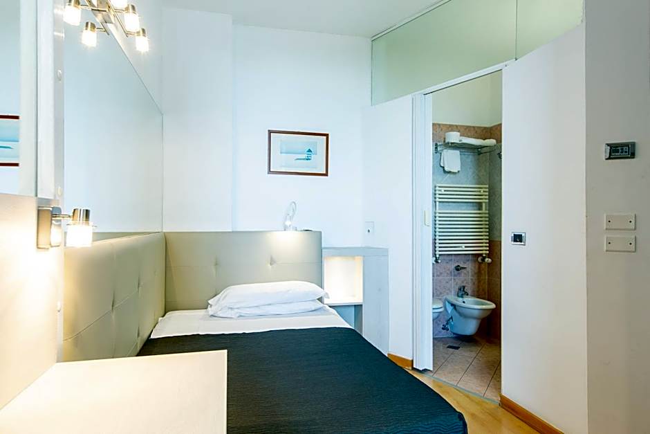 Hotel Baltic Riccione-Fronte Mare