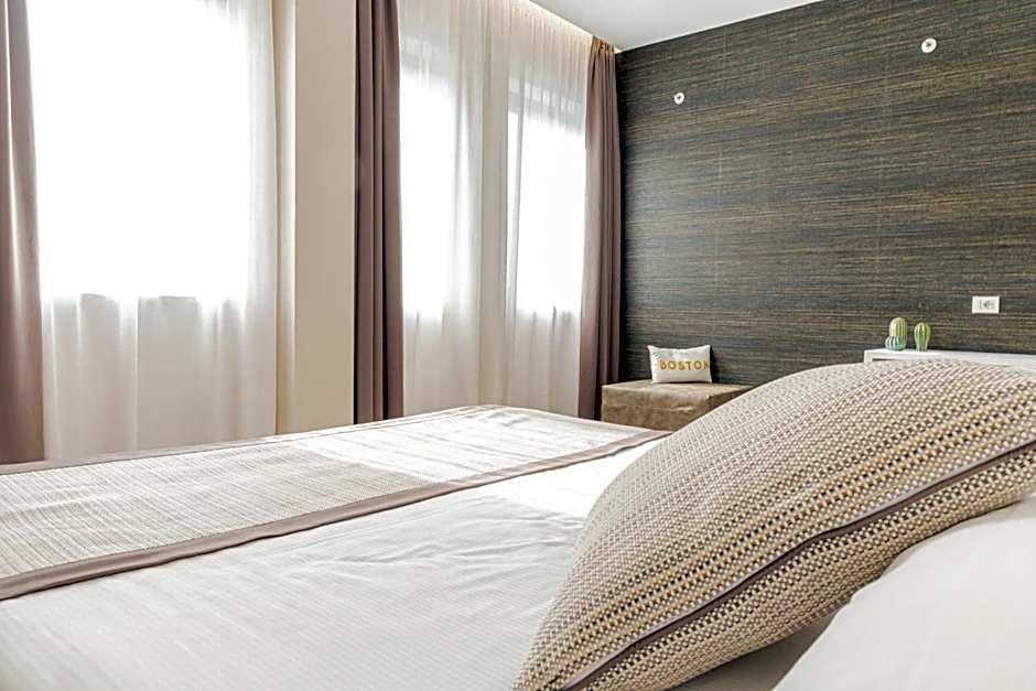 Hotel Boston