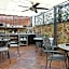 Hostal House