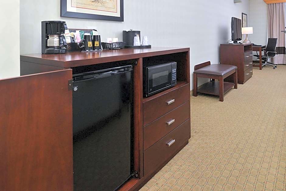 Comfort Suites Airport Tukwila Seattle