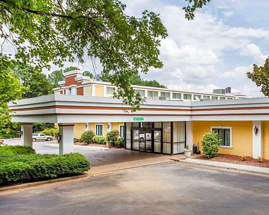 Budgetel Inn & Suites Atlanta