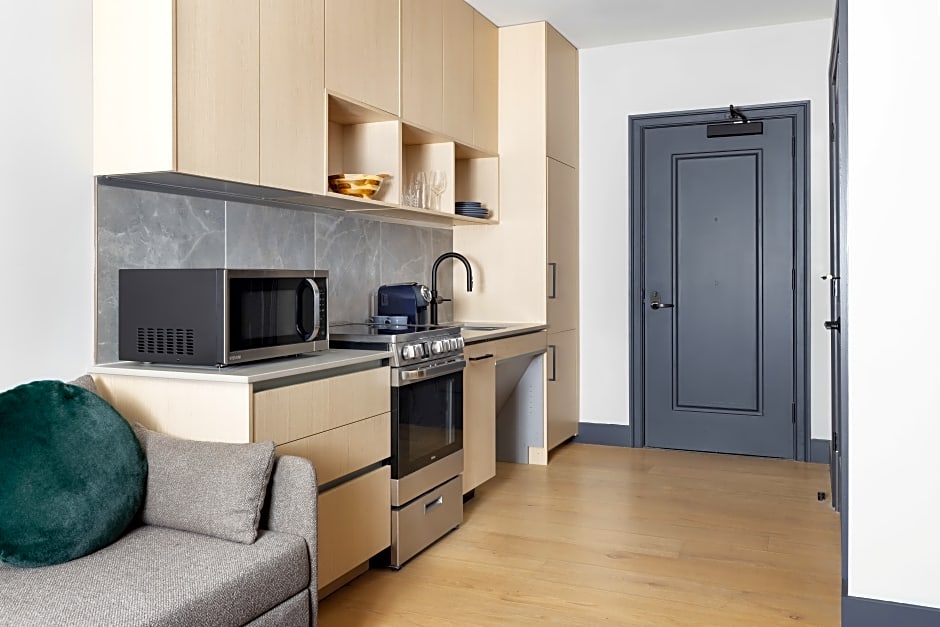 Switch House Hotel – Philadelphia, PA