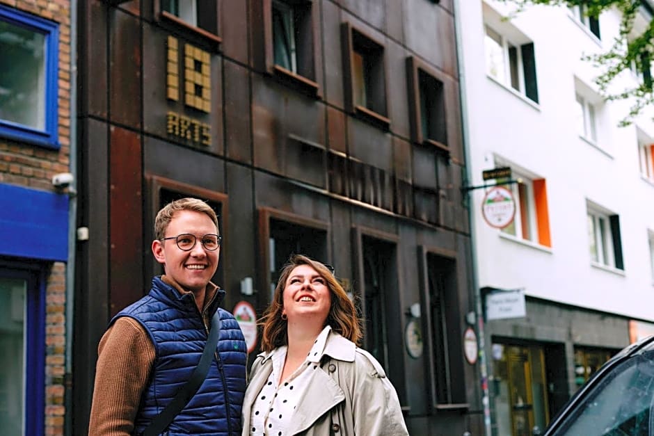 18Arts Hotel