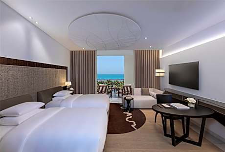 2 Twin Beds with Sea View