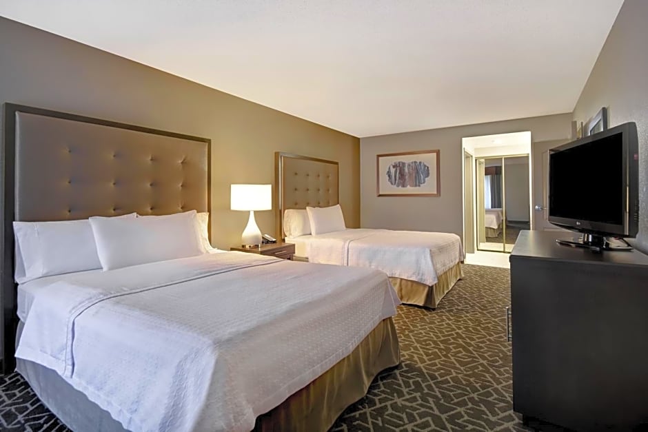 Homewood Suites by Hilton Edgewater-NYC Area