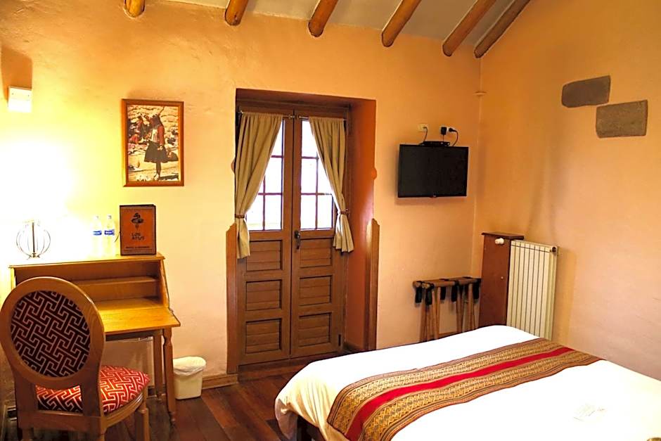 Hotel & Mirador Los Apus