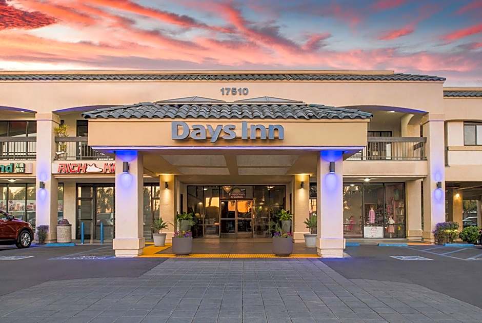 Days Inn & Suites by Wyndham Artesia