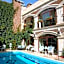 Saint John Hotel