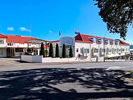 Brougham Heights Motel