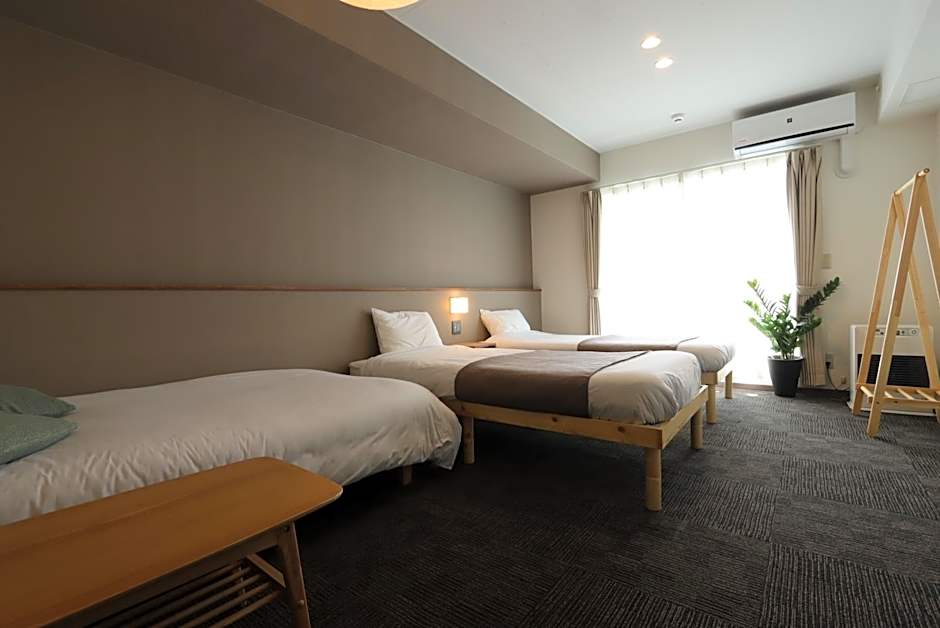 UCHI Living Stay Otaru Suitengu