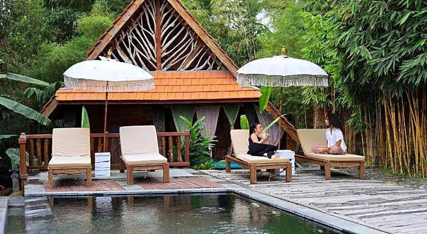 Ubuntu Eco Yoga Retreat Center 