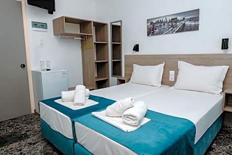 Double or Twin Room with Side Sea View