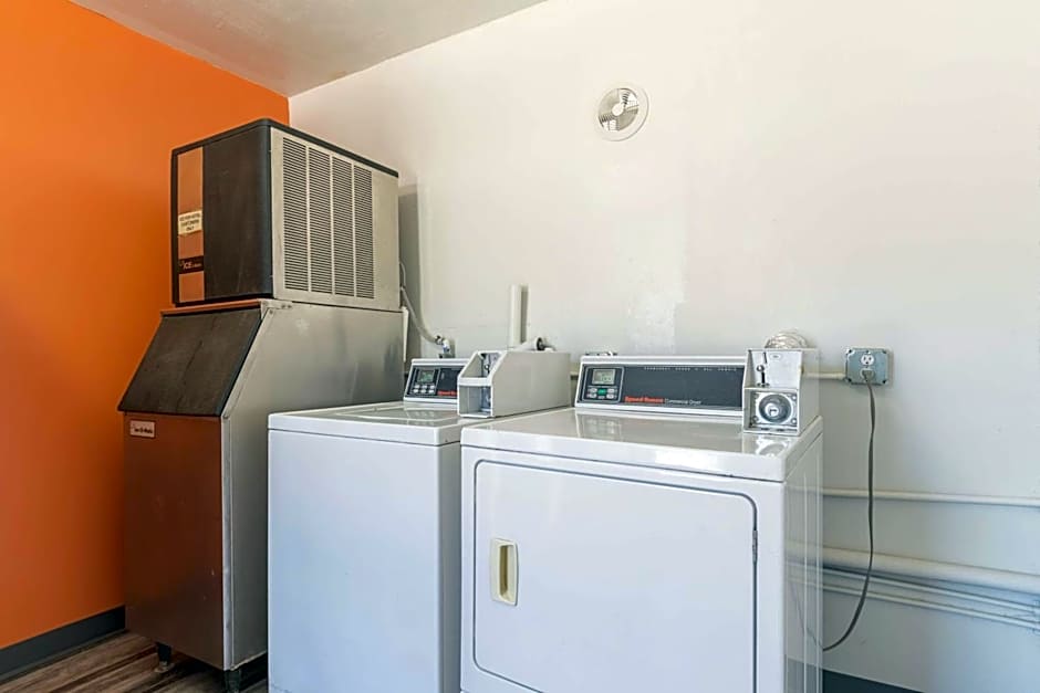 Motel 6-Barstow, CA - Route 66