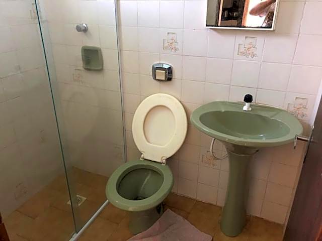 Bela casa, com internet, piscina e churrasqueira para descansar e desfrutar, dias de paz