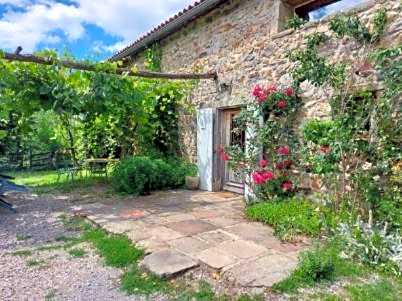 Le Mas De La Siffleuse