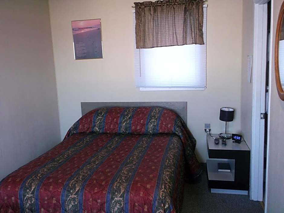 Haileybury Beach Motel