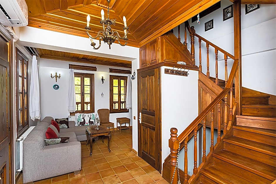 Stonehouse By Ipek Hotel