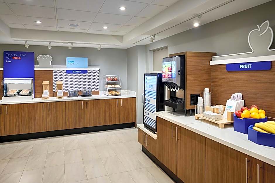 Holiday Inn Express & Suites Kitchener Southeast By IHG