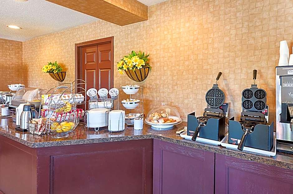 Sleep Inn & Suites Bay View Acme - Traverse City