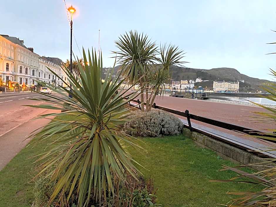 Elsinore Hotel Llandudno