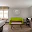 La Quinta Inn & Suites by Wyndham Birmingham/Cahaba Park South
