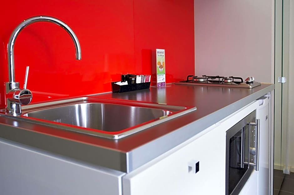 Comfort Apartments on Elizabeth